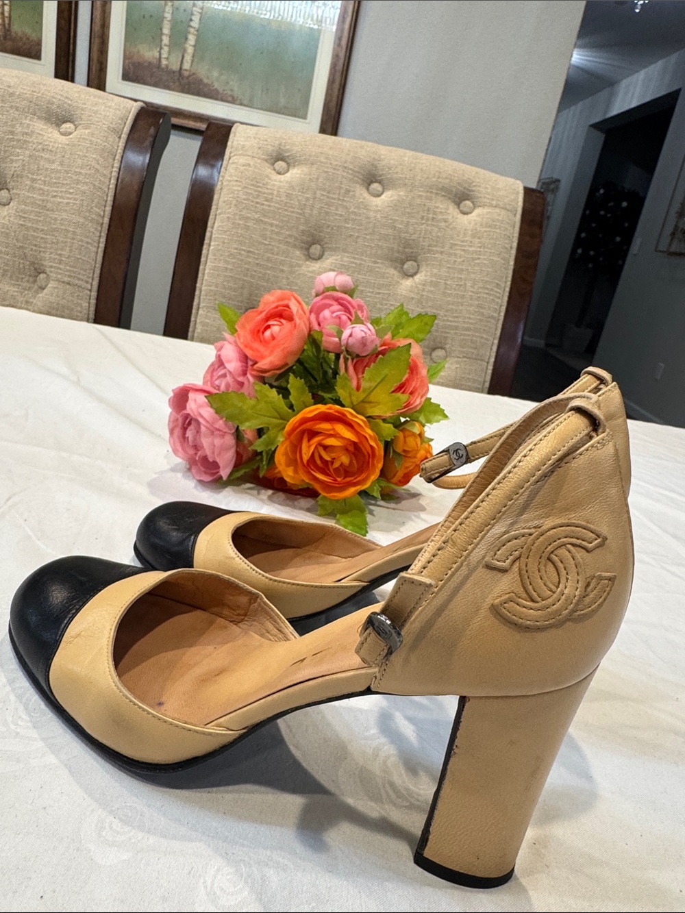 Authentic CHANEL Beige and Black Two-Tone Mary Jane Block Heel Pumps - Picture 3 of 14
